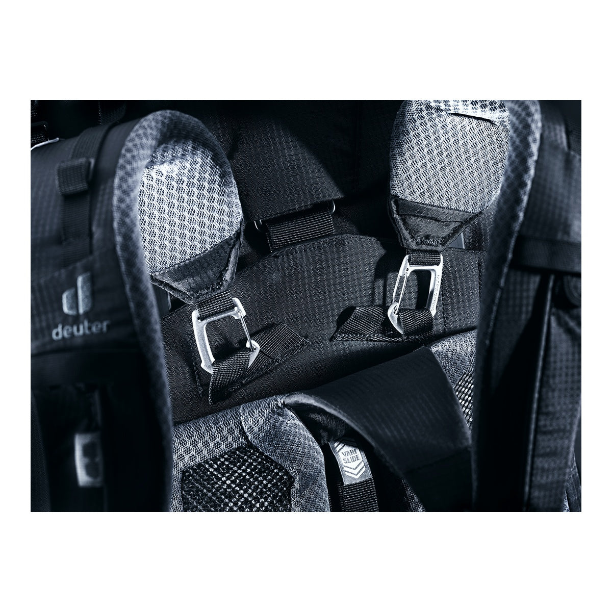 Rucsac Munte Barbati Deuter Aircontact Pro 75+10 Black